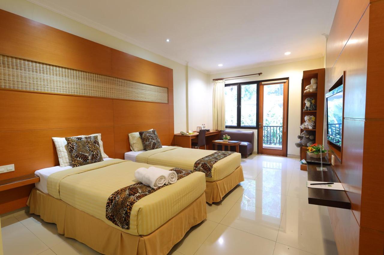 Safari Resort Puncak Esterno foto